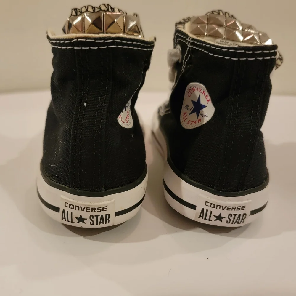 Chuck Taylor All Star TODDLER HIGH TOP SHOE size 7 infant boys girls Studded